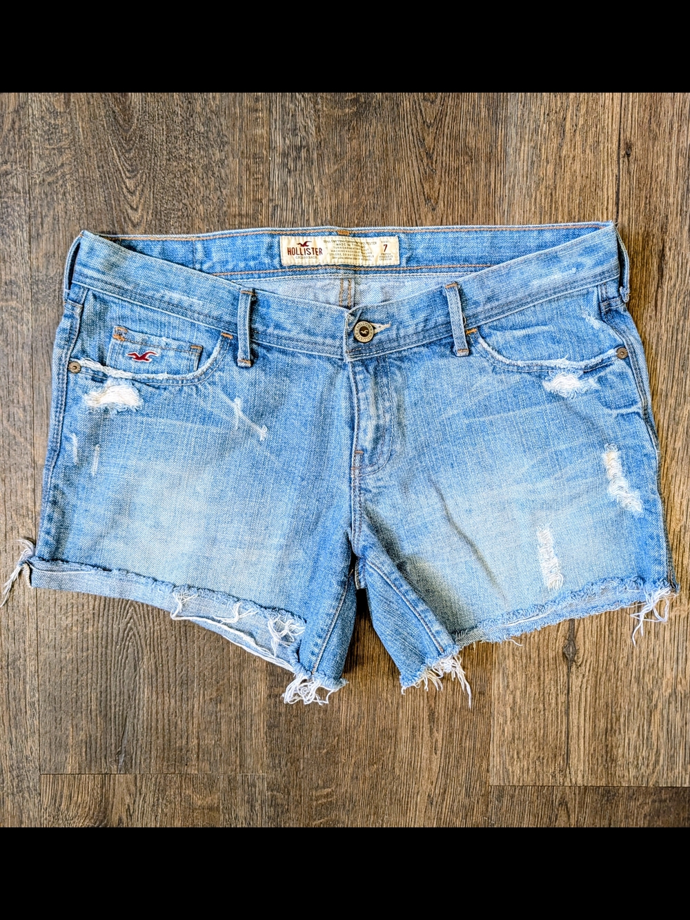 Hollister Y2K Women's Light Blue Distressed Denim Shorts